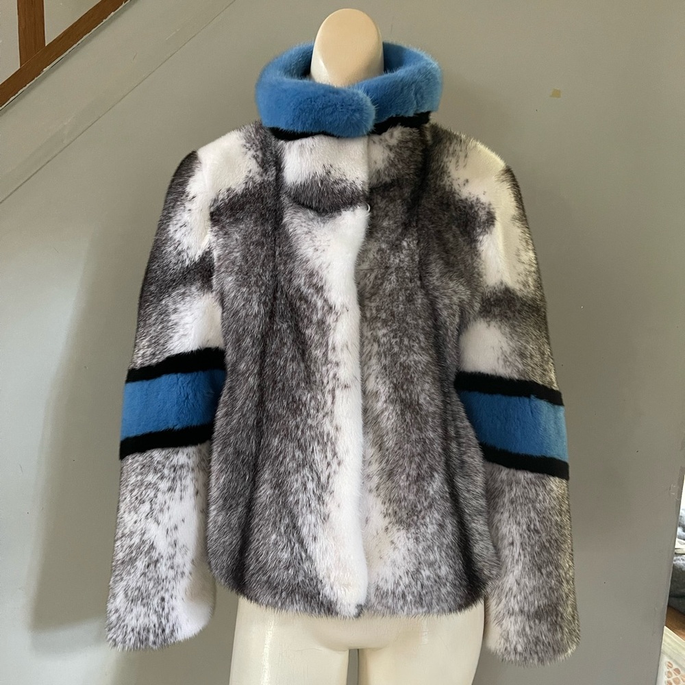 Elegant  Unique Cross Mink Fur Jacket